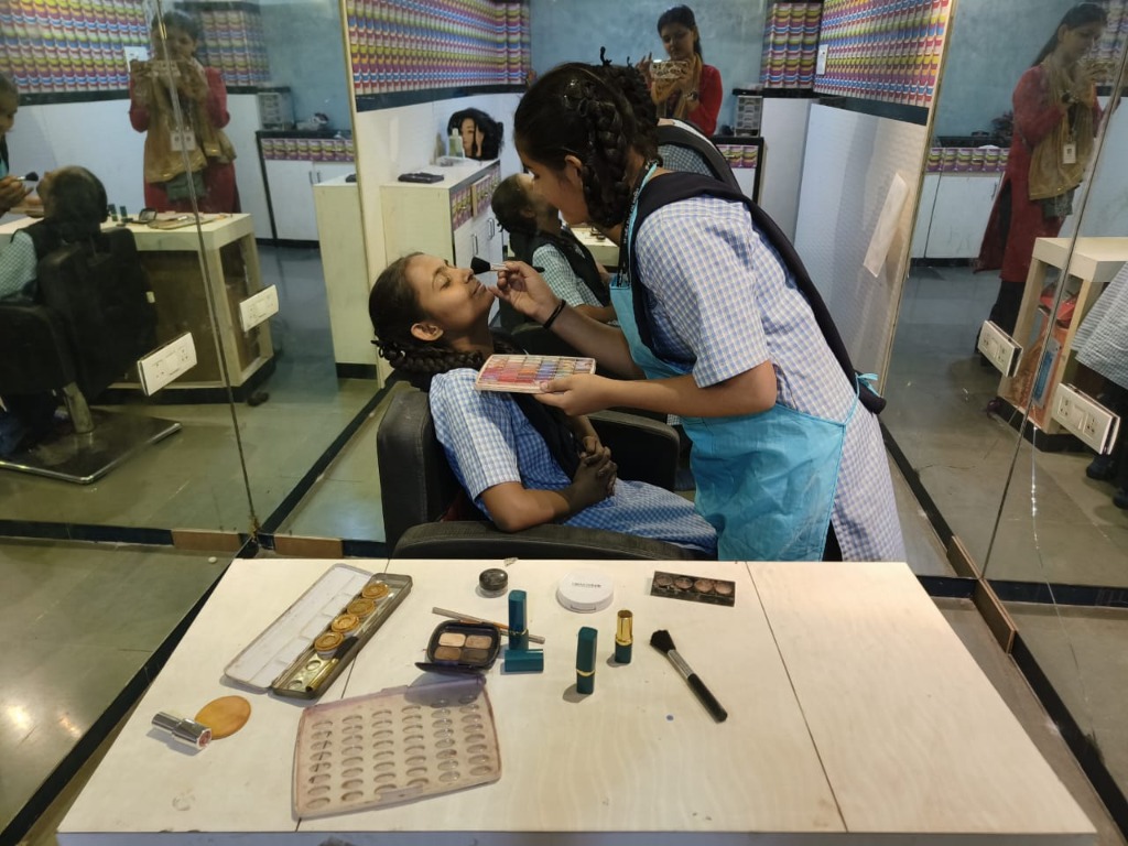 Vocational cosmetology and makeup parlor session